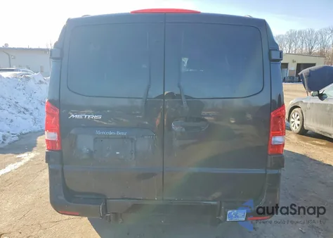 2017 Mercedes-Benz Metris из США, поврежденный, VIN WDAPG2EE7H3311223